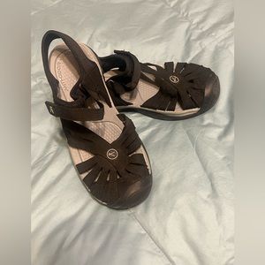 Keen women’s sandals size 7
